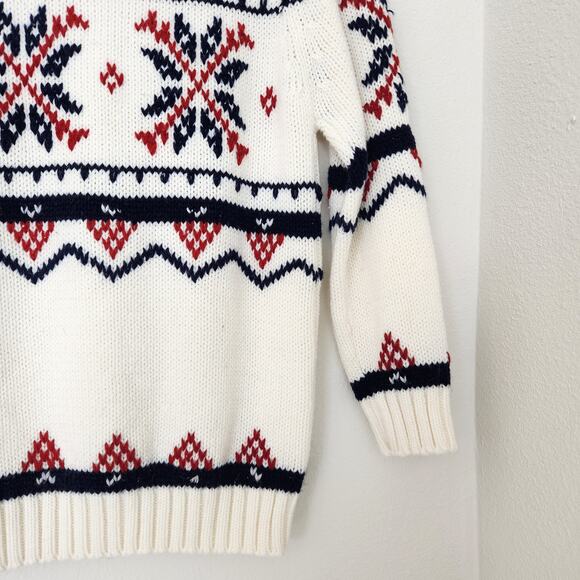 Vintage 80s Red Navy Snowflake Knit Sweater White Acrylic Pullover Grandpacore M - Picture 7 of 10